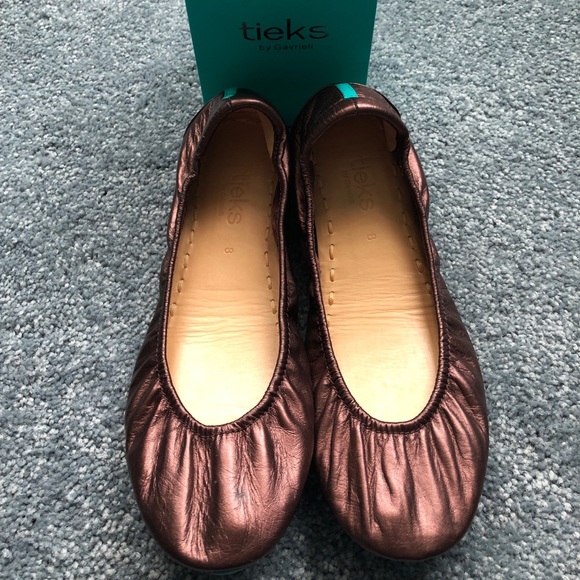 Raspberry Truffle Tieks size 8 - Picture 1 of 8